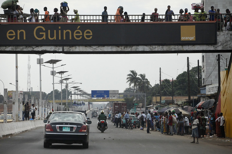 Daily life in Conakry, Guinea on December 3, 2014. Photo © Dominic Chavez/World Bank