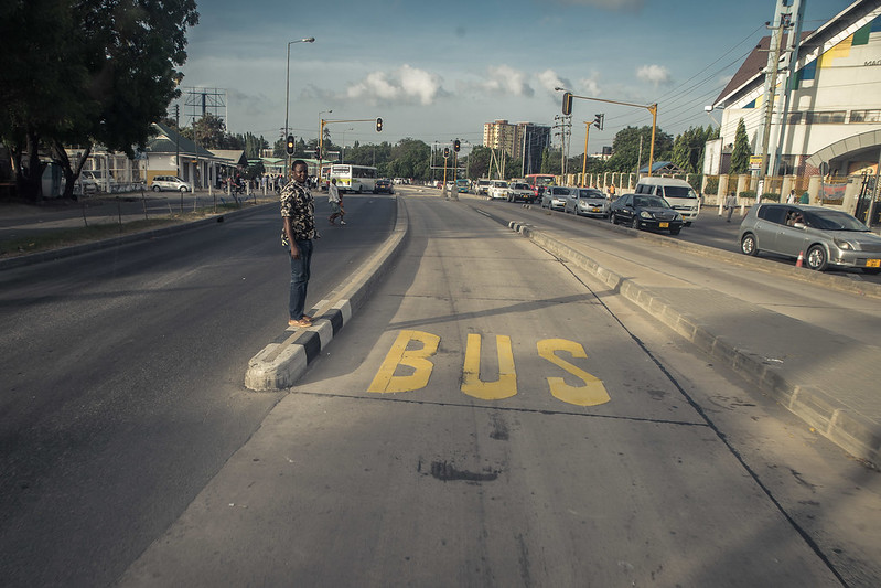 Dar es Salaam’s new bus transit system. Photo: Hendri Lombard / World Bank