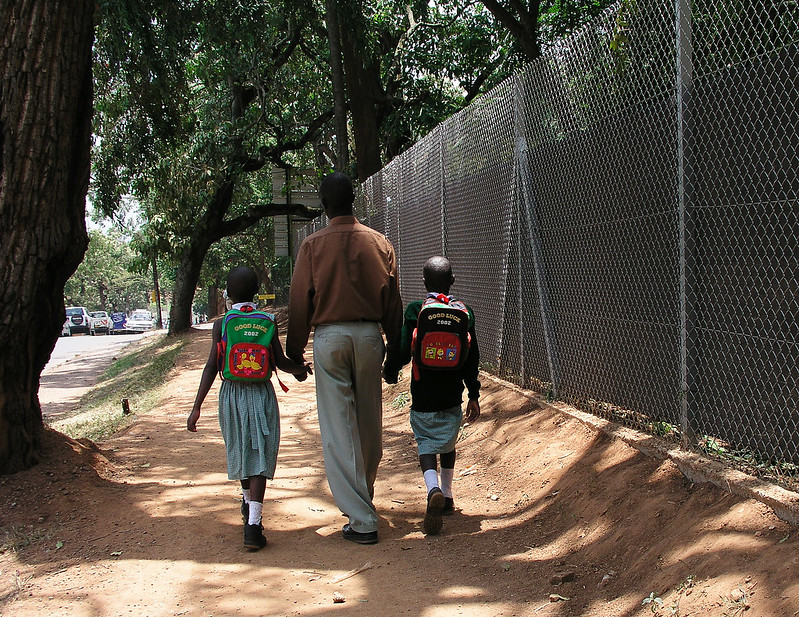 A father and his children in Mukono. Uganda. Photo: Arne Hoel / World Bank