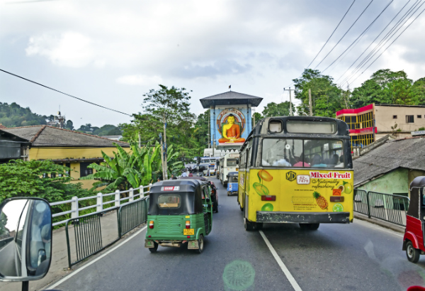 Sri Lanka roads