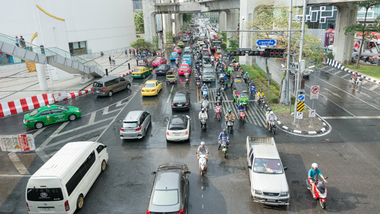 Thailand has one of the highest road traffic death rates in the world, with motorcyclists accounting for most of these deaths. Photo: Seksan Pipattanatikanunt/World Bank